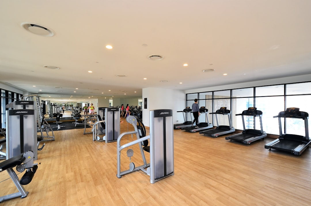 Photo Image: Gym equipment Nouns: Training, beginners, gym